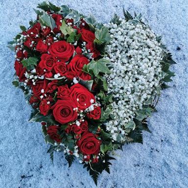 Red & White Heart Wreath  Petal Street Flower Co. – Petal Street Flower  Company