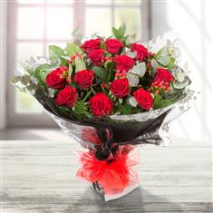 12 Kisses Hand Tied