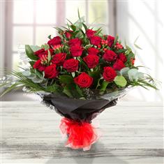 24 Kiss Hand Tied 